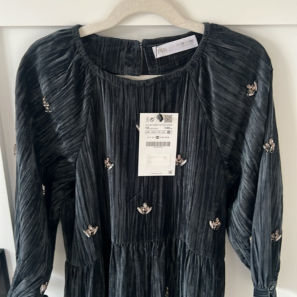 Zara Girls Velvet Dress - NWT - Size 10
